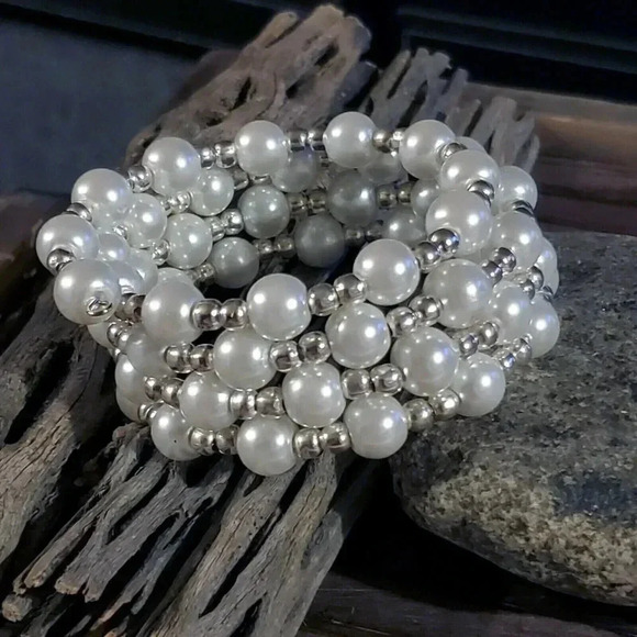 Handcrafted Snow White Glass Pearl Silver Beads Wrap Bracelet - Picture 2 of 5